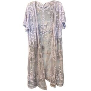 LC Lauren Conrad Duster Robe Lavender Lace New Without Tag one size beautiful